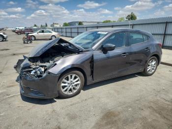  Salvage Mazda 3