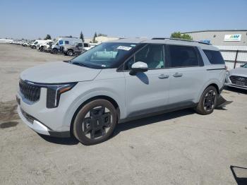  Salvage Kia Carnival