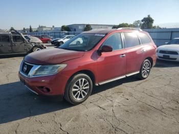  Salvage Nissan Pathfinder