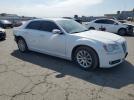 Chrysler 300 Image 4