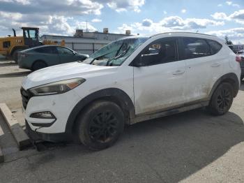  Salvage Hyundai TUCSON