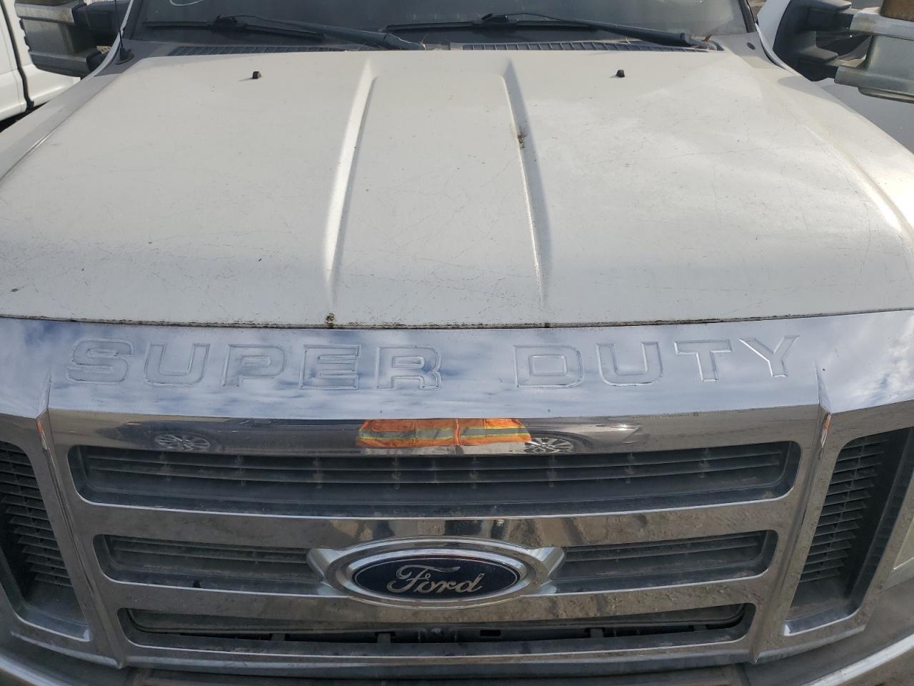 Ford F-250 Super Duty Image 2