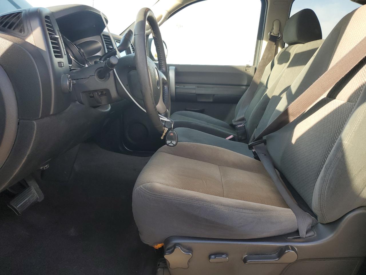 Chevrolet Silverado C1500 Image 11