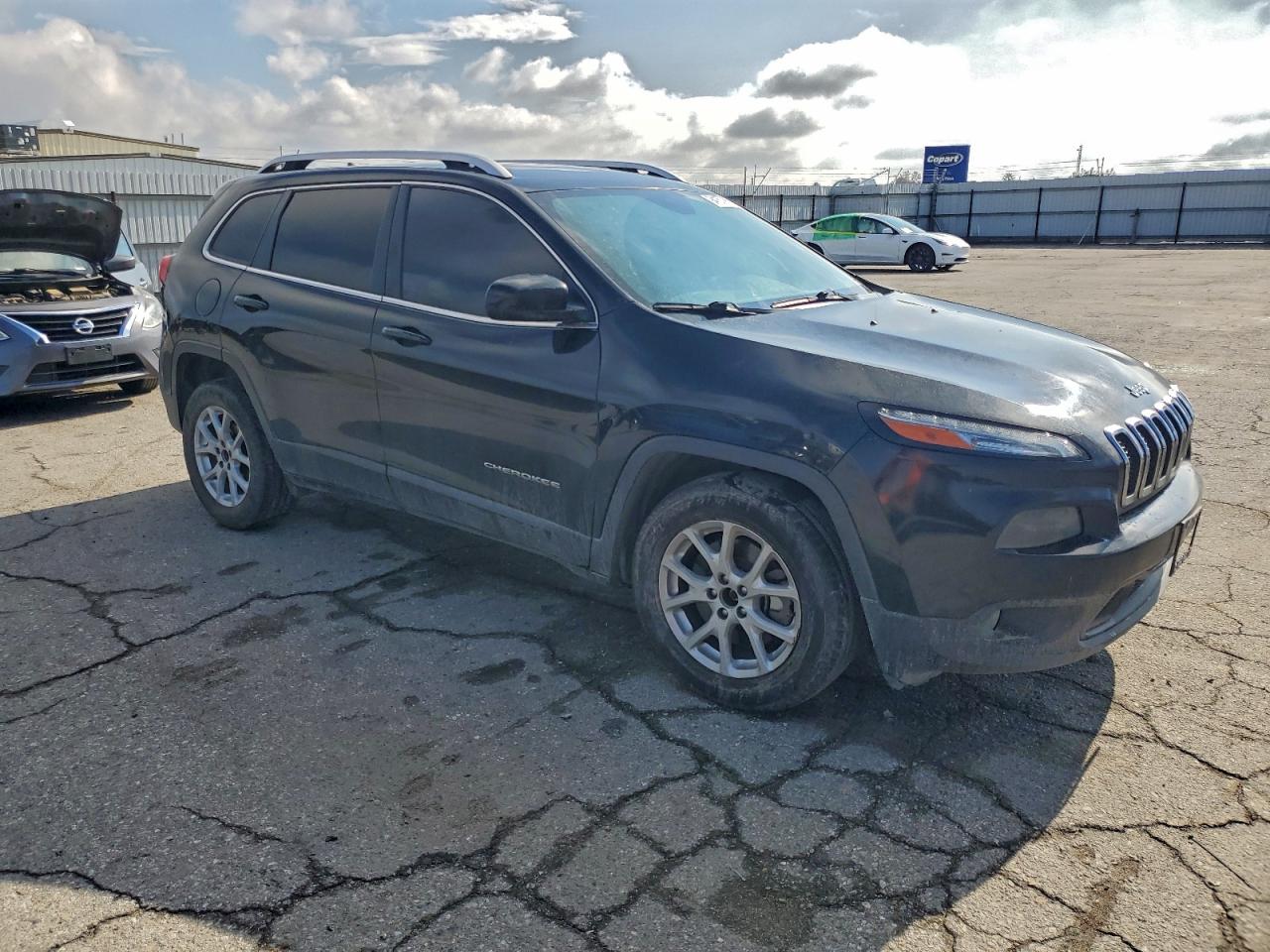 Jeep Grand Cherokee Latitude Image 2