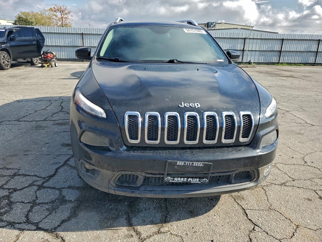 Jeep Grand Cherokee Latitude Image 6