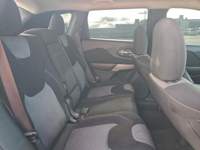 Jeep Grand Cherokee Latitude Image 4