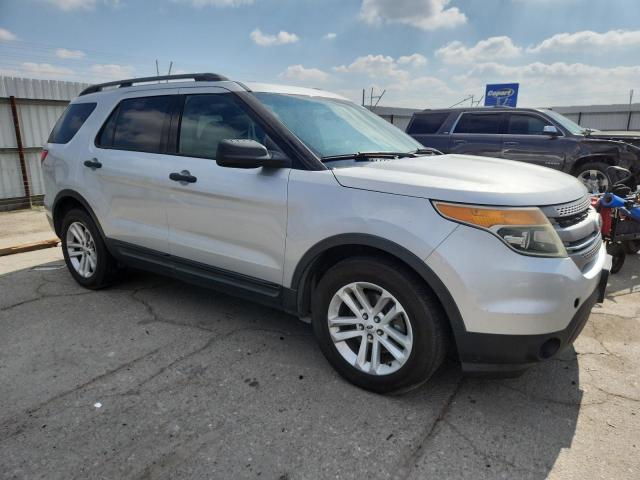 Ford Explorer Image 11