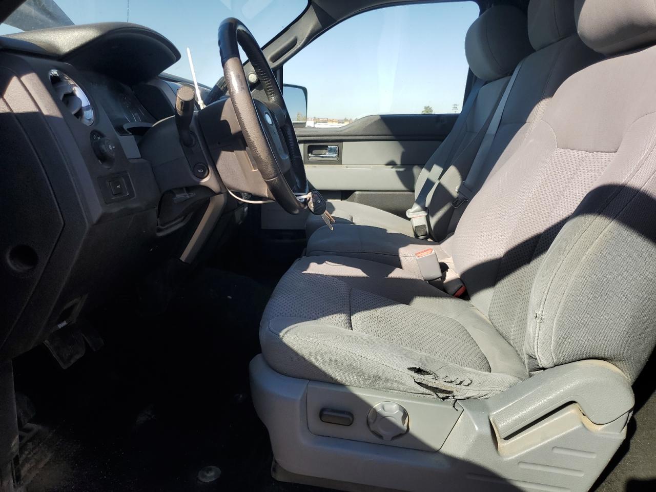 Ford F-150 Super Cab Image 10