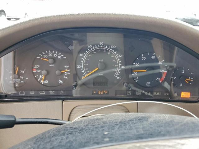 Mercedes-Benz S-Class 420 Image 10