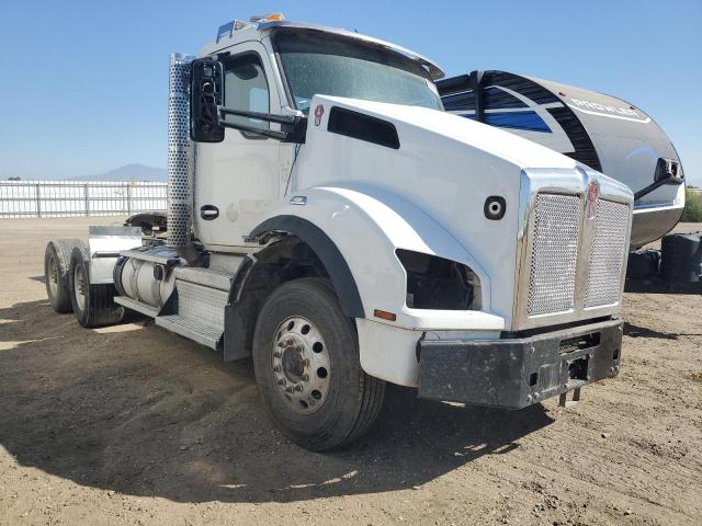  Salvage Kenworth T880