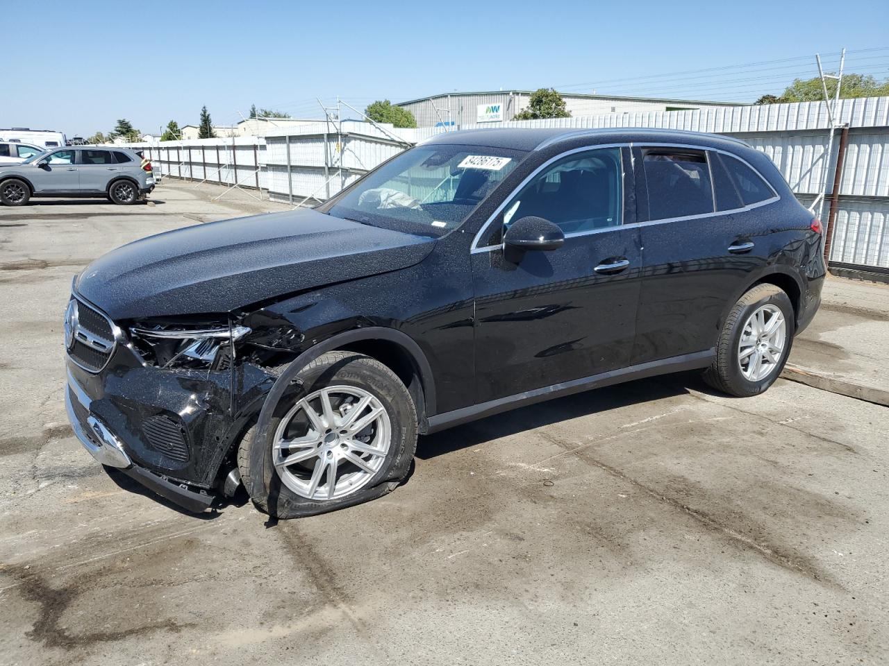 Mercedes-Benz GLC 300 Image 1