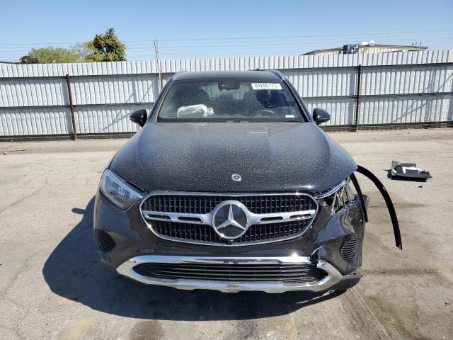 Mercedes-Benz GLC 300 Image 2