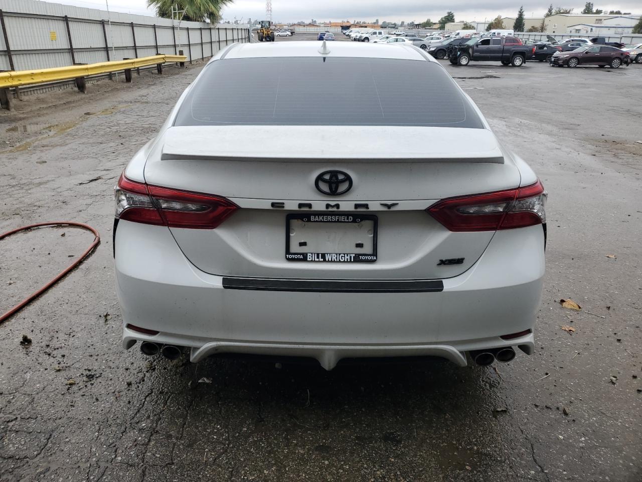 Toyota Camry Xse Image 6
