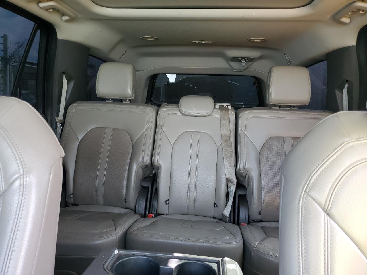 Ford Expedition Max Limited Image 9