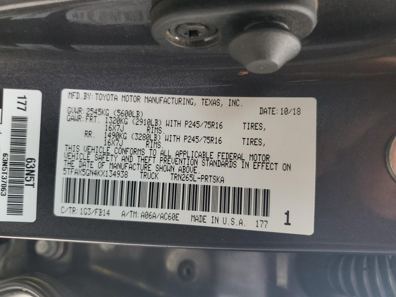 Toyota Tacoma Double Cab Image 11