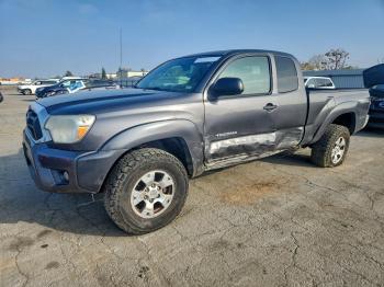  Salvage Toyota Tacoma