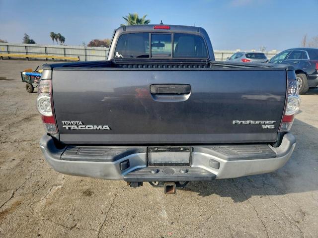 Toyota Tacoma Prerunner Access Cab Image 4