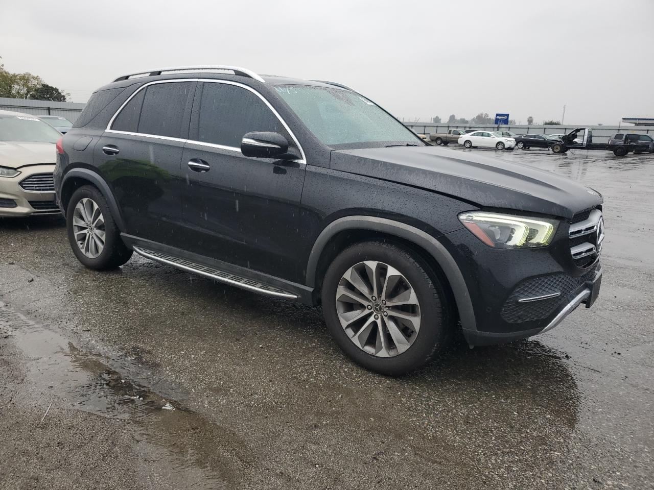 Mercedes-Benz GLE 350 Image 13