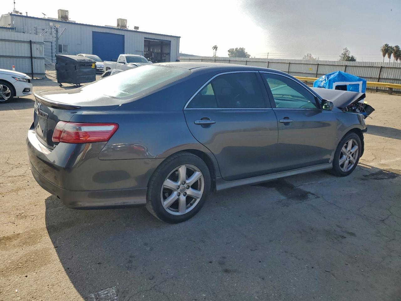 Toyota Camry Ce Image 8