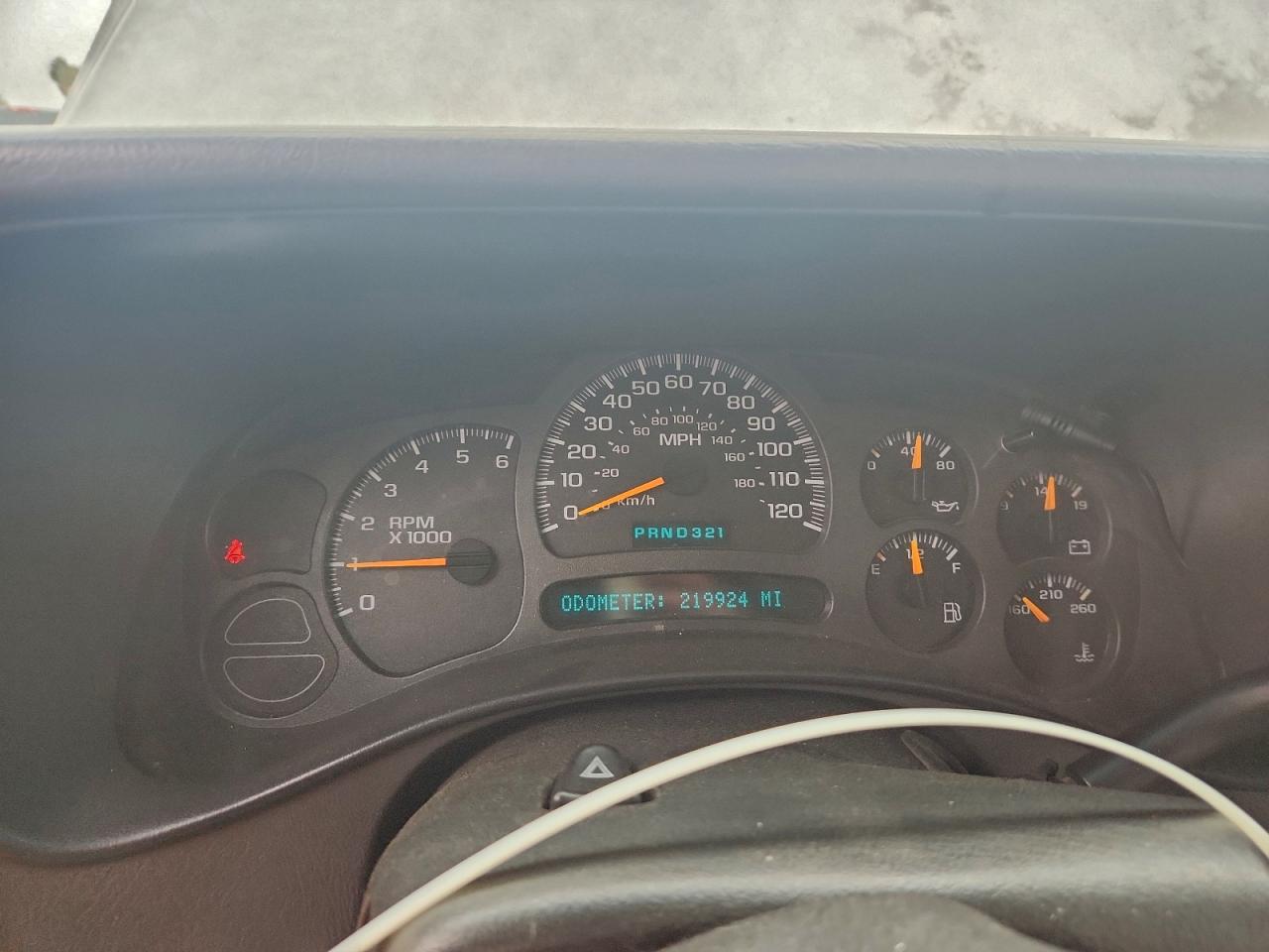 Chevrolet Tahoe C1500 Image 7