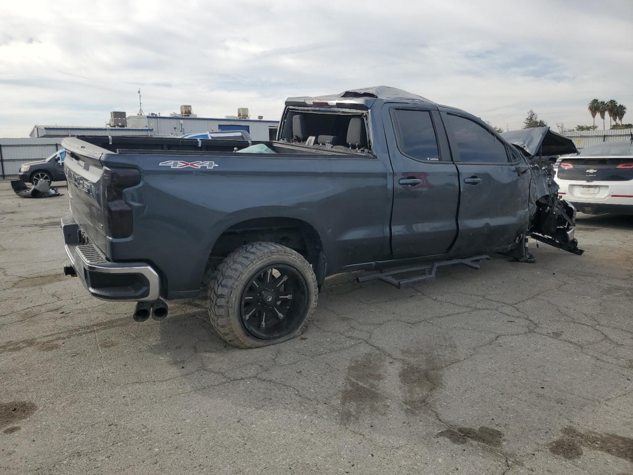 Chevrolet Silverado K1500 Lt Image 3