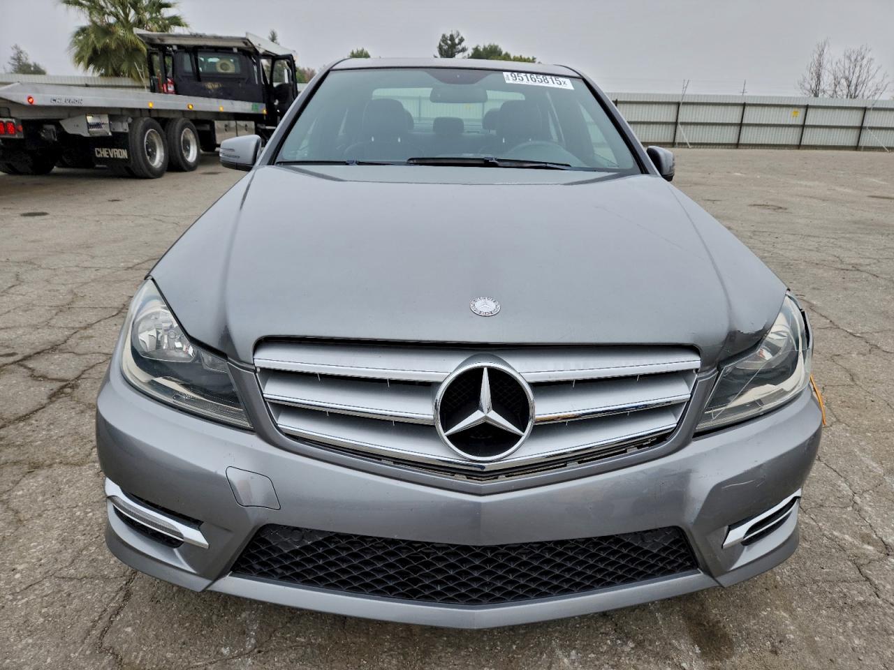 Mercedes-Benz C-Class 250 Image 3