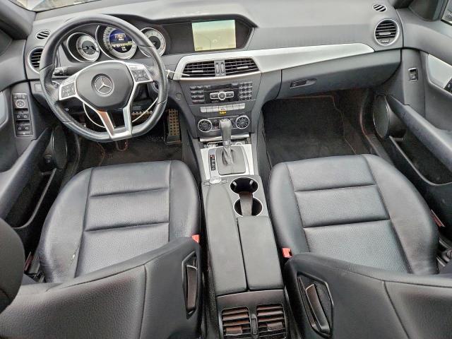 Mercedes-Benz C-Class 250 Image 2