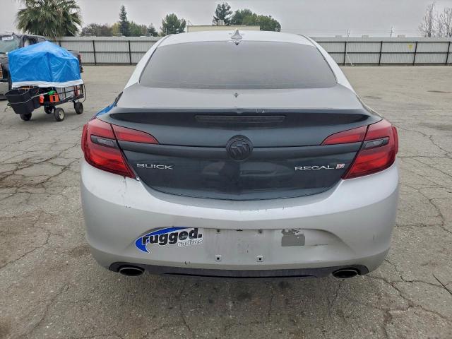 Buick Regal Image 12