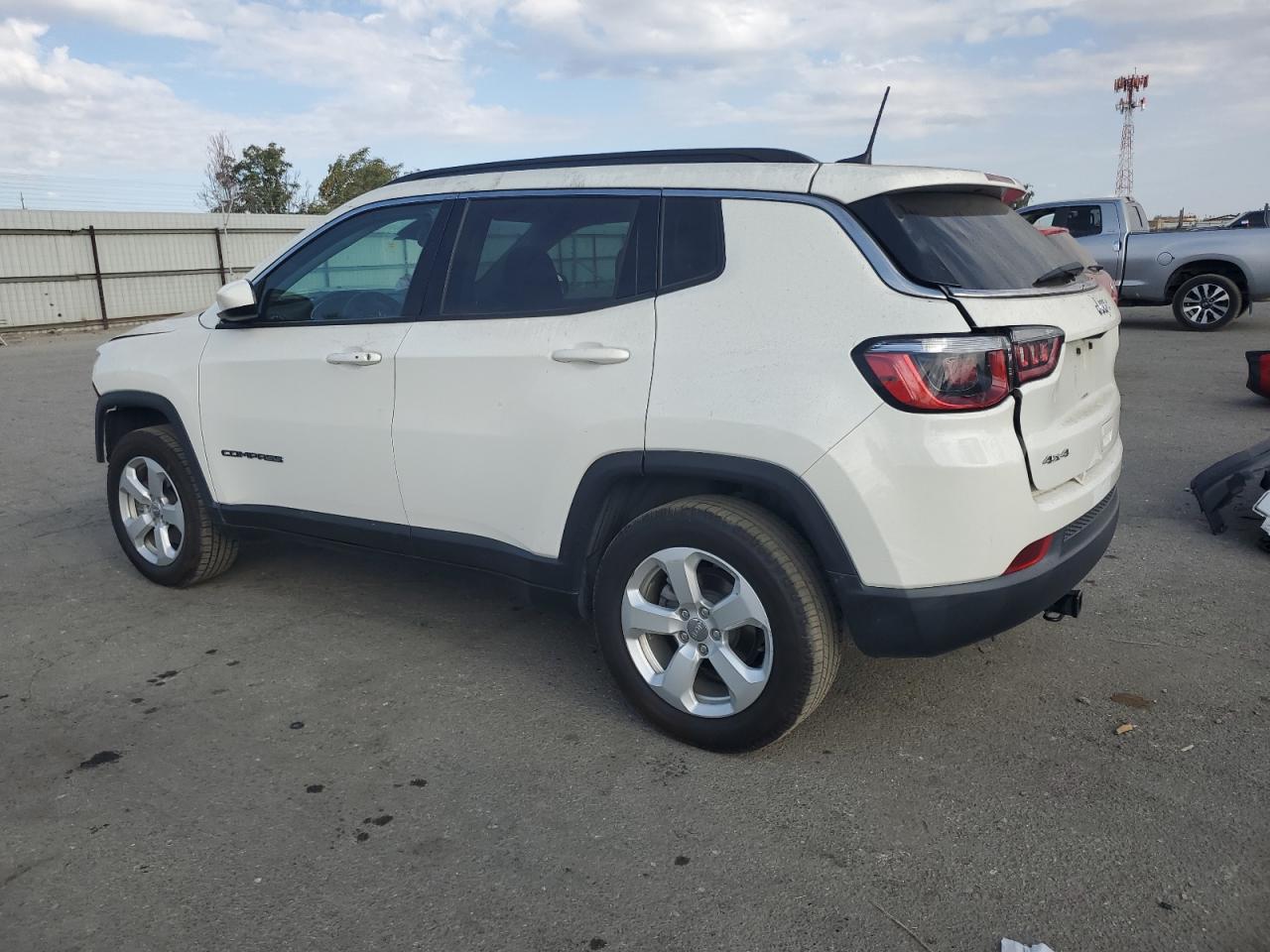 Jeep Compass Latitude Image 6