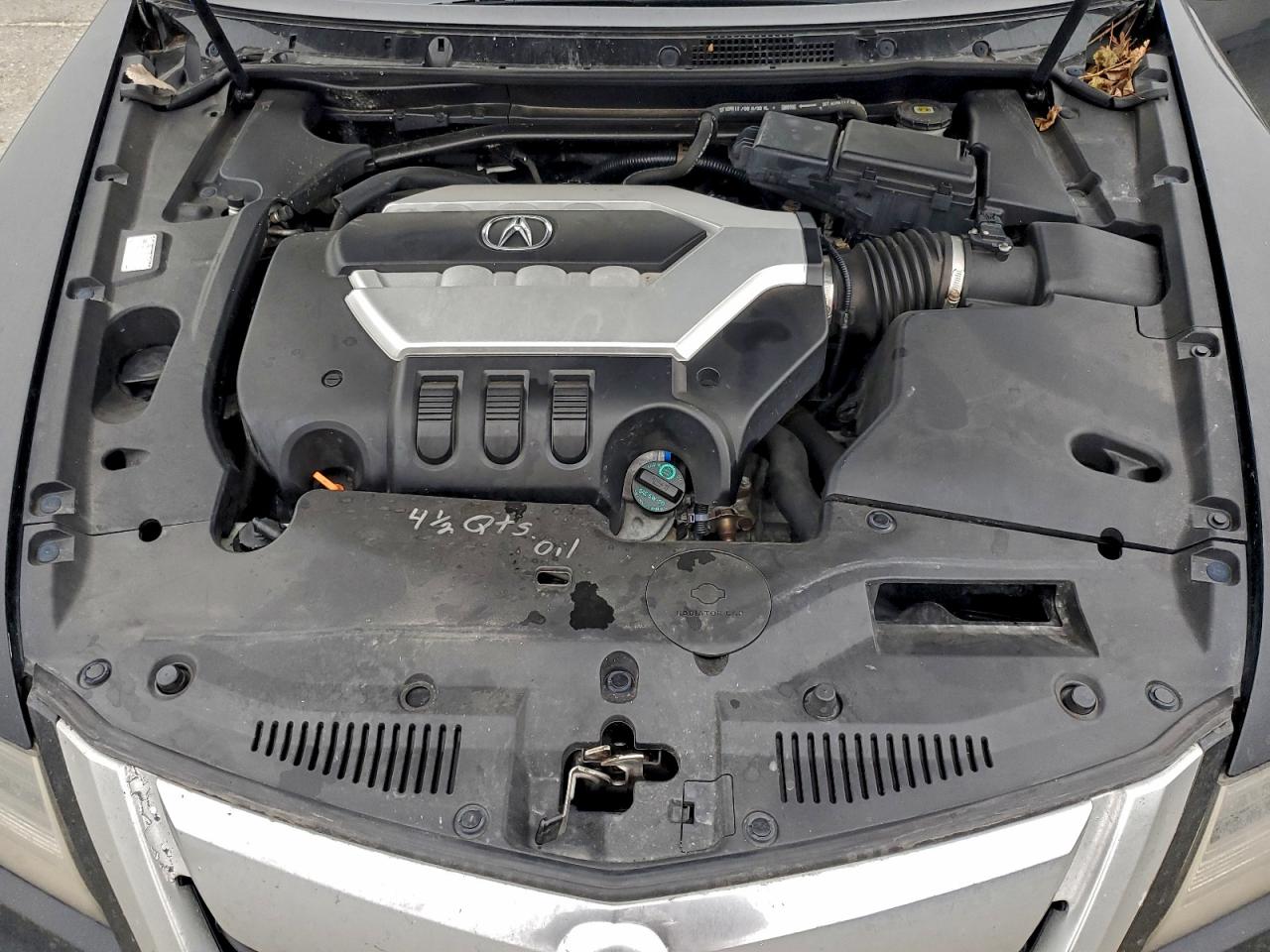 Acura RL Image 11