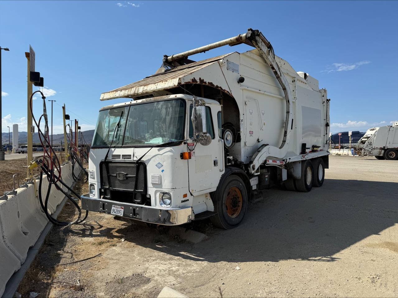 Autocar Llc Xpeditor Image 9