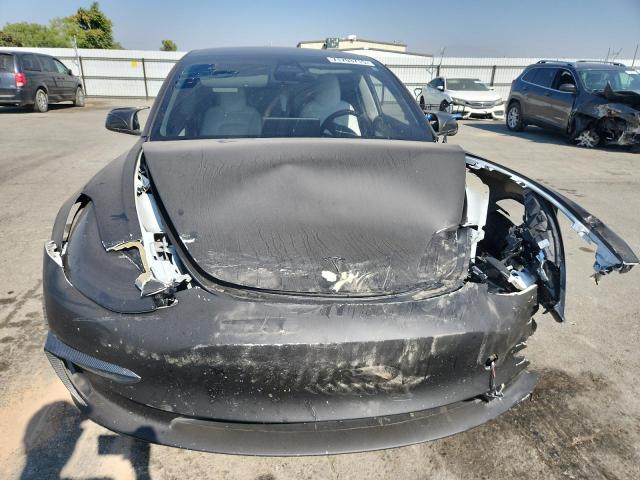 Tesla Model 3 Image 6