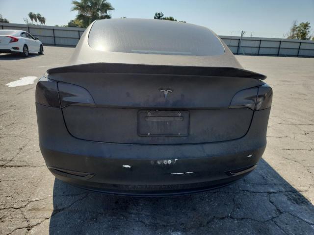 Tesla Model 3 Image 8