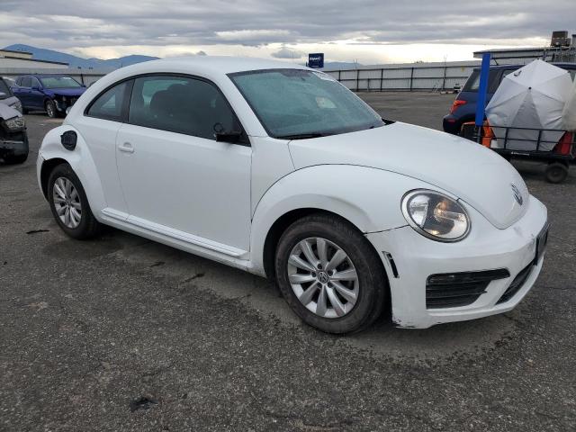 Volkswagen Beetle S Image 6