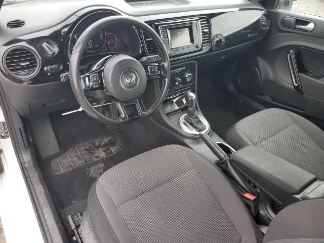 Volkswagen Beetle S Image 4