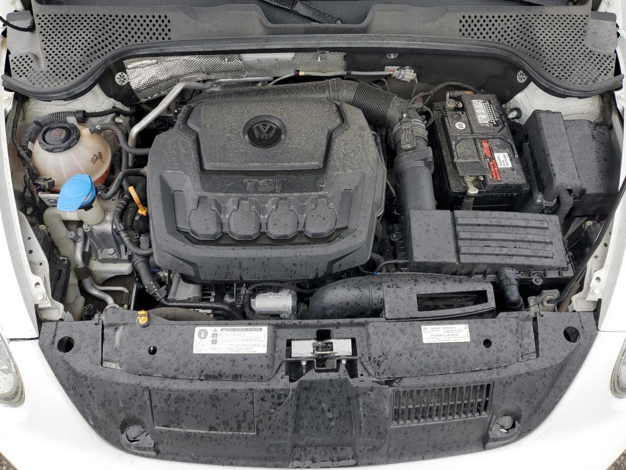 Volkswagen Beetle S Image 8