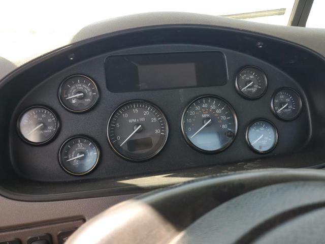 Peterbilt Tractor 348 Image 4