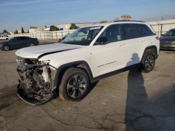  Salvage Jeep Grand Cherokee