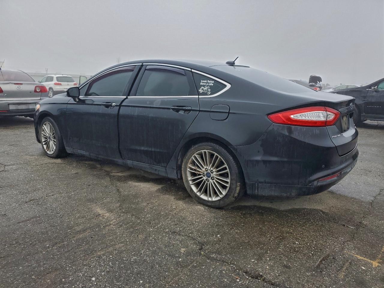 Ford Fusion Se Image 2