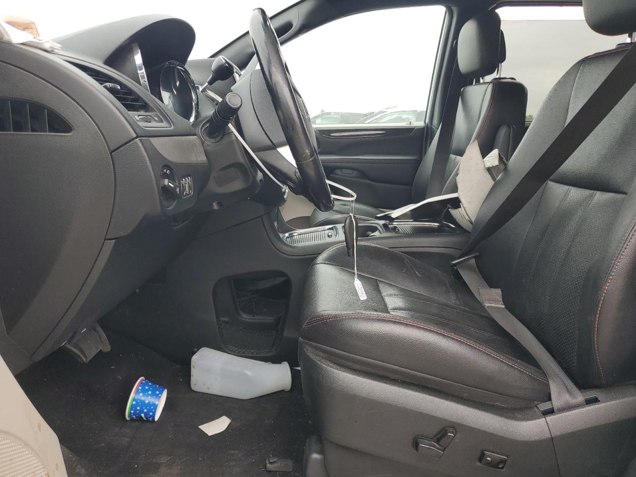 Dodge Caravan Gt Image 3