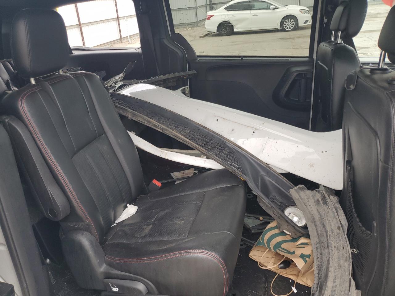 Dodge Caravan Gt Image 9