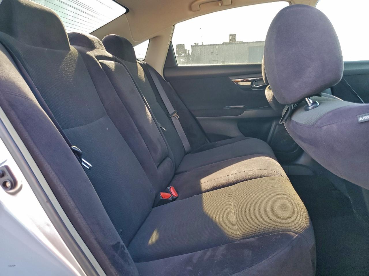 Nissan Altima 2.5 Image 8