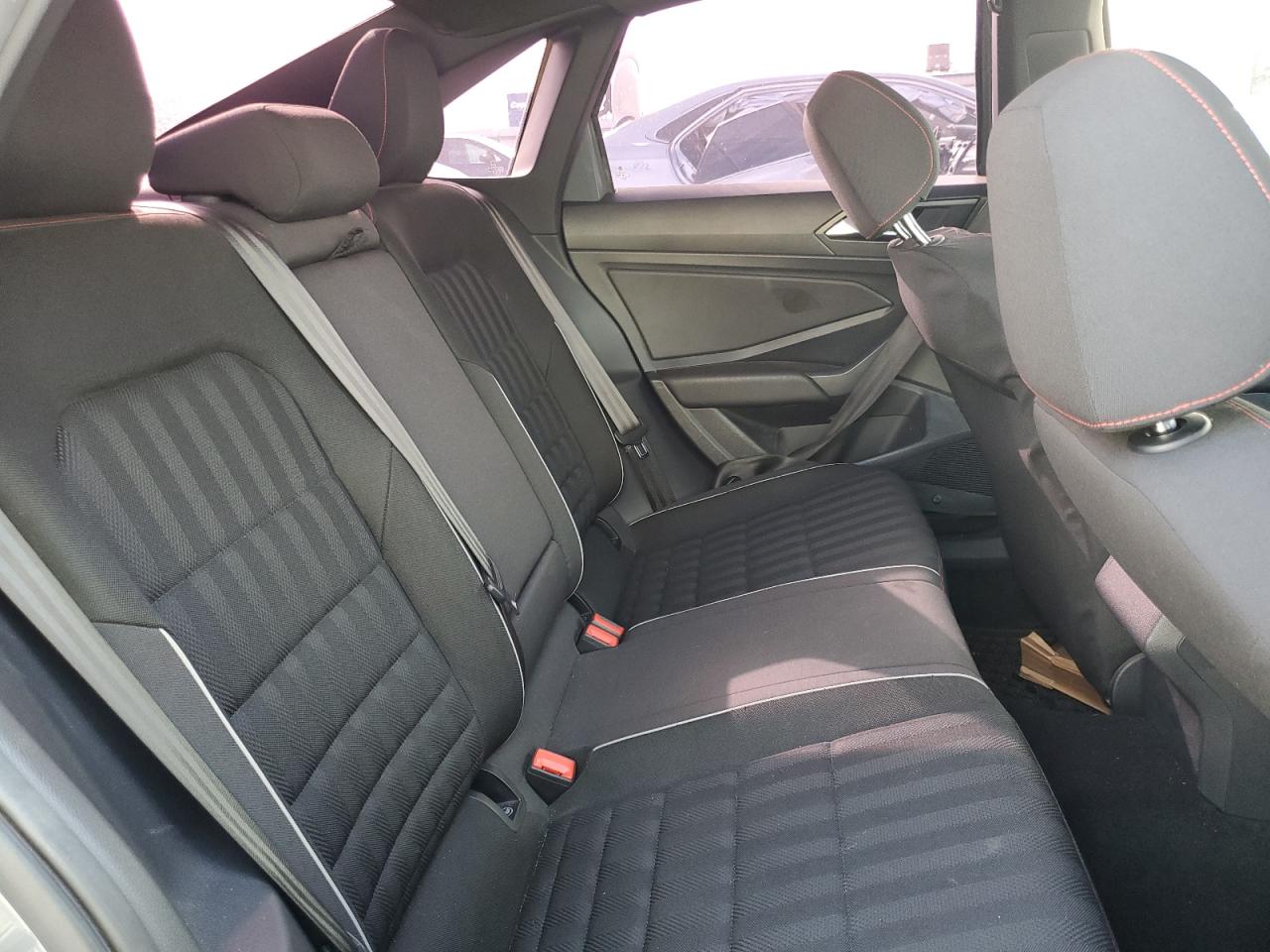 Volkswagen Jetta Gli Image 9