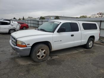  Salvage Dodge Dakota