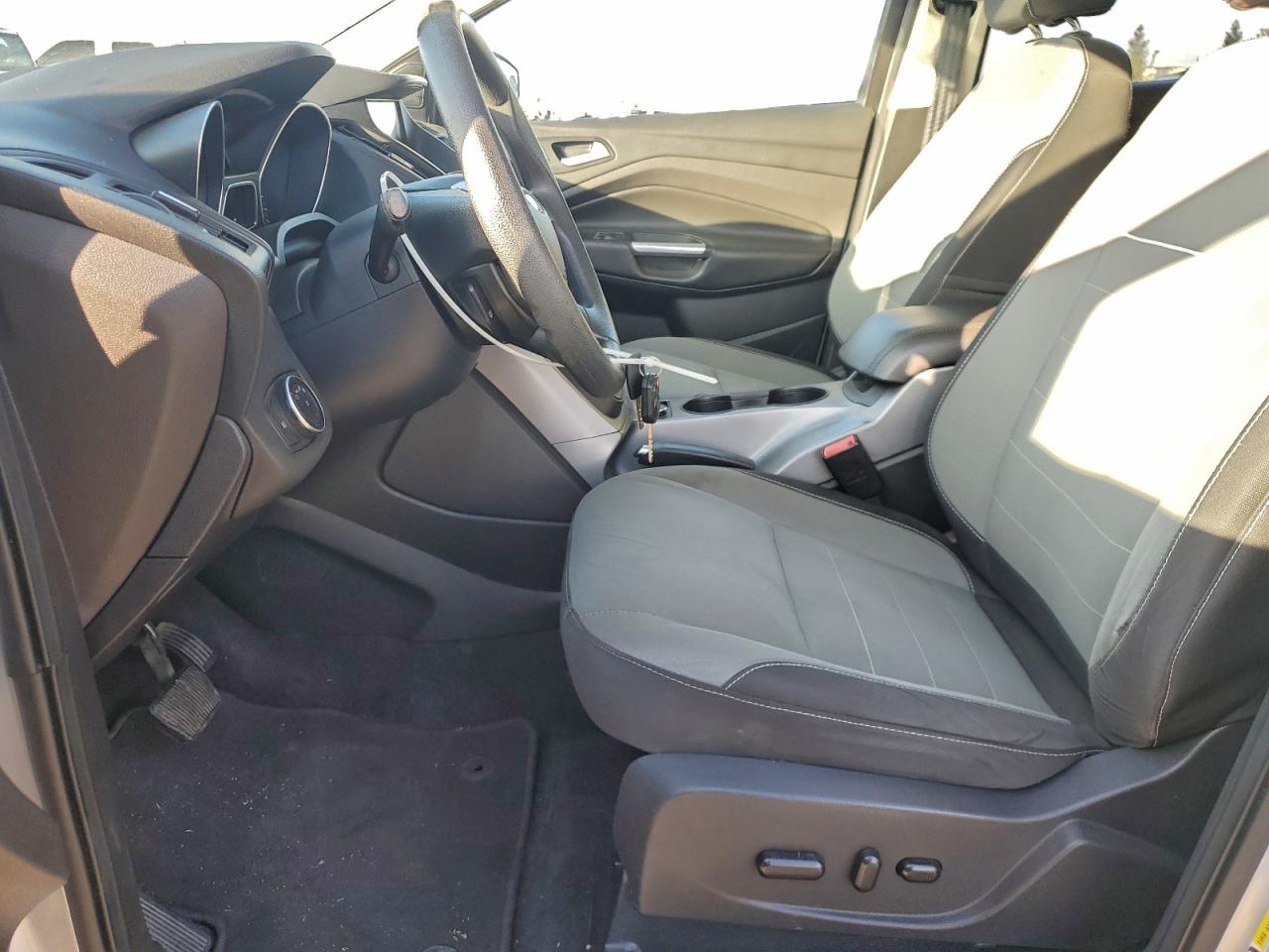 Ford Escape Se Image 4