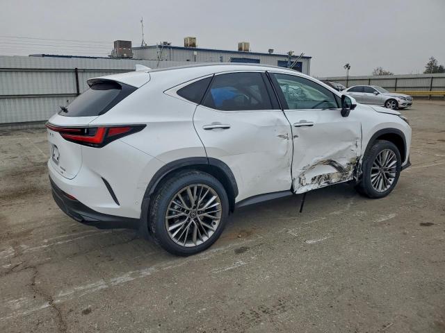 Lexus NX 350h Base Image 4