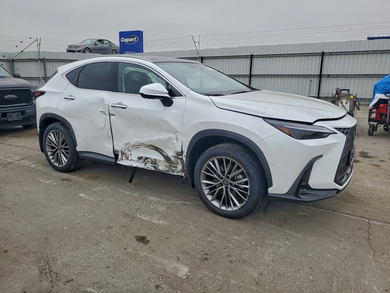 Lexus NX 350h Base Image 5