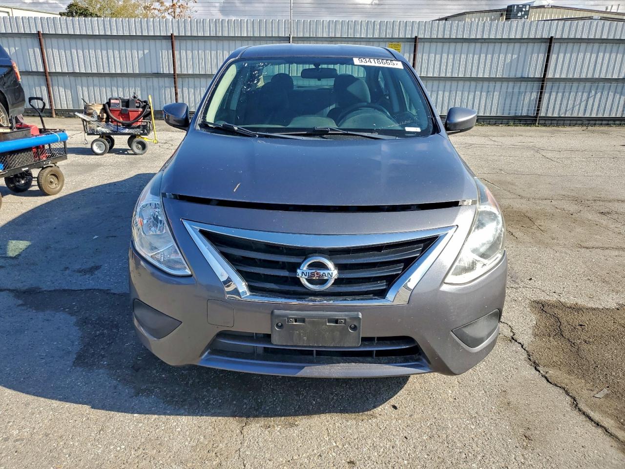 Nissan Versa S Image 12