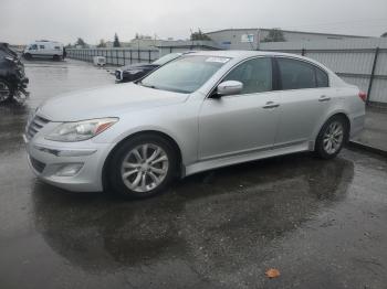  Salvage Hyundai Genesis