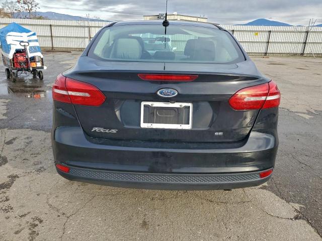 Ford Focus Se Image 4